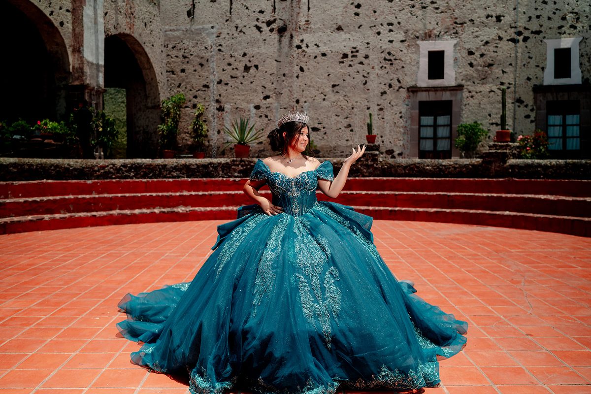 Ximena Jocelyn · XV años